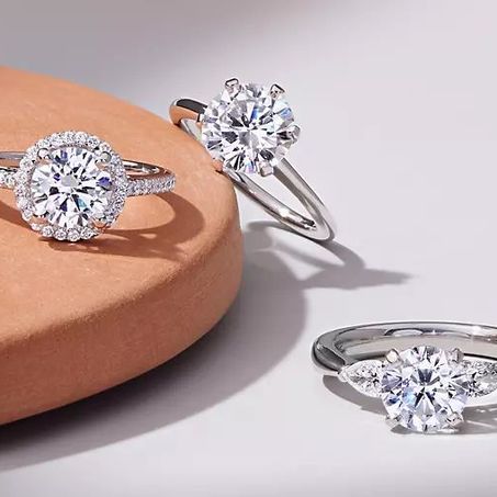 8 Carat E SI1 Round Brilliant Perfect Diamond Stephea Engagement Ring in 18k White Gold